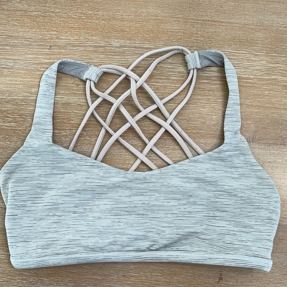 lululemon athletica Other - Lululemon Free to be Sports Bra